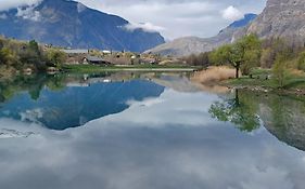 Villargondran, Les Magnifiques Cols De Maurienne Garage Motos, Velos